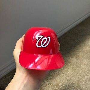 ⭐️Mini Plastic Nationals Hat Collectable